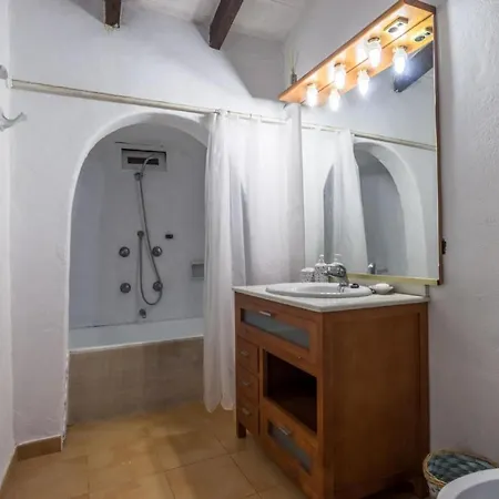 Cortijo Large Private Pool Ac Wifi Alcúdia